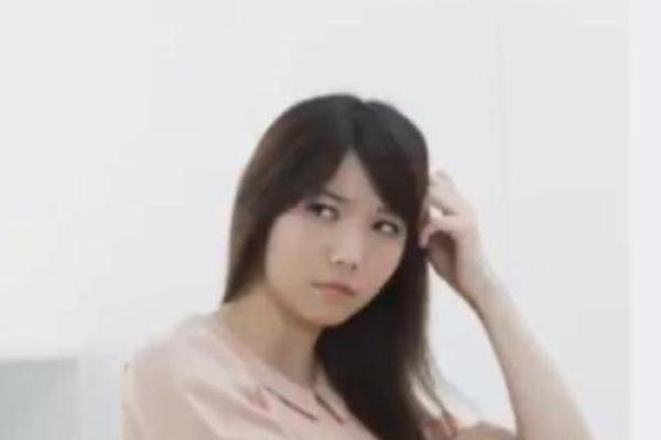 昀字五行属性解析及其命理影响