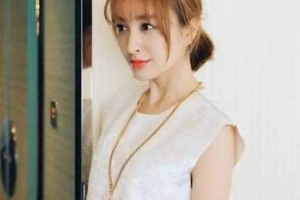 吴昕命理分析：透视她的性格、财富与健康趋势
