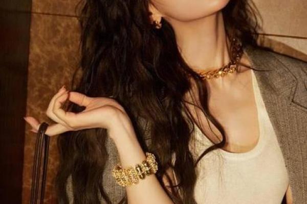 通过杨颖命理预测她的未来发展与挑战