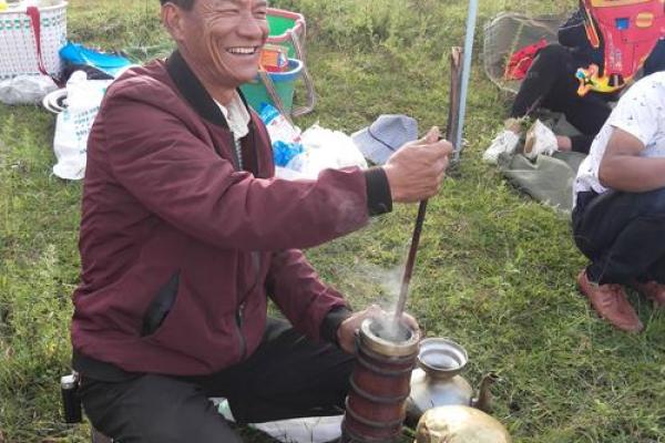 转山祈福：探寻2017年佛教藏历转山节的传统魅力