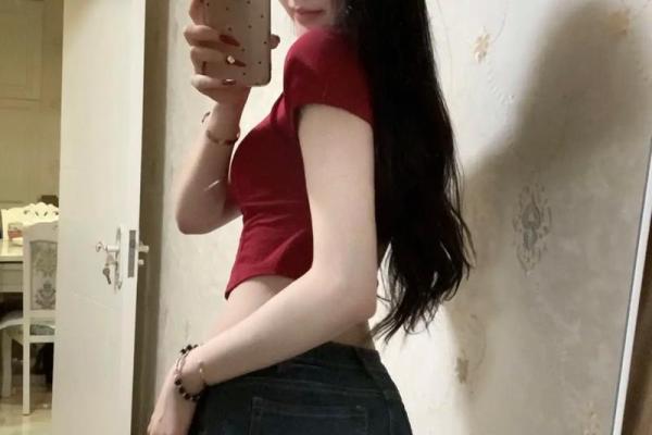 细腿美女的秘密：小腿瘦小，美得刚刚好！